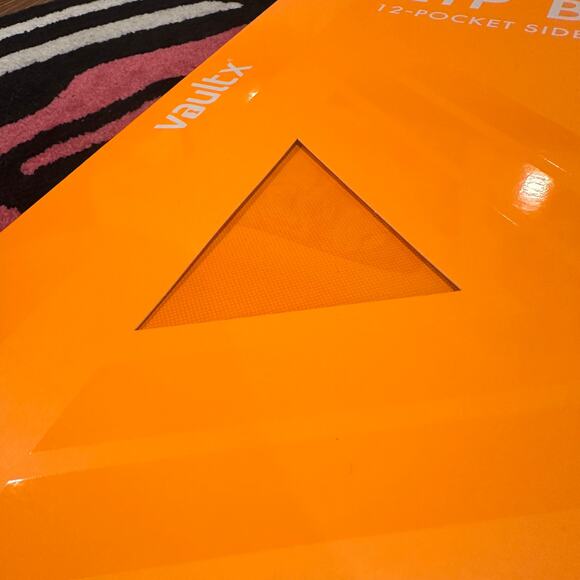 Vault X 12-Pocket Exo-Tec Zip Binder Orange - Brand New - Picture 9 of 10